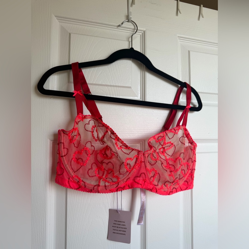 Savage X Fenty Sheer Red Heart Embroidered Underwire Bra